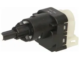 wlacznik-swiatel-stop-audi-a4-b6-00-05-b7-04-09-b8-08-12-a8-d3-02-10