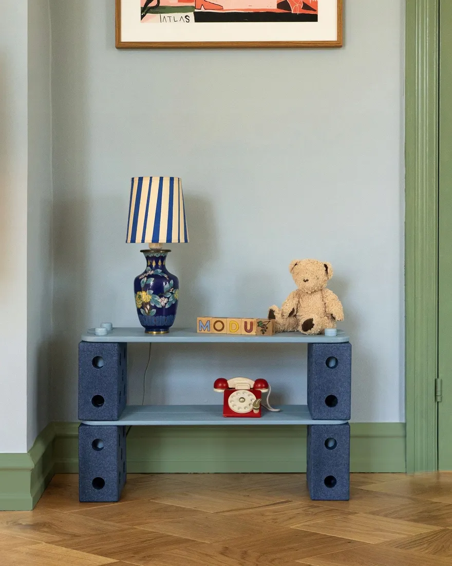 modu-balance-track-deep-blue-sky-blue