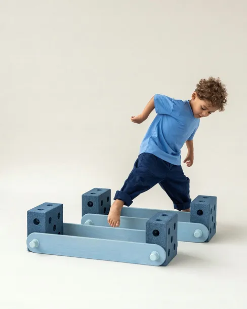 modu-balance-track-deep-blue-sky-blue-wiek-dziecka-3-lata