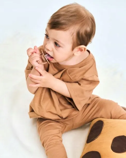 luu-smoczek-pozycjonujacy-6m-milkhazelnut-marka-luu-kids-material-smoczka-silikon
