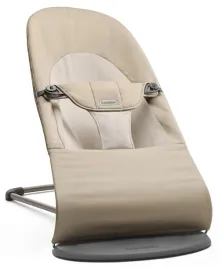 babybjorn-lezaczek-balance-soft-woven-khaki-bezowy