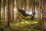 amazonas-hamak-moskito-traveller-quilted-material-stelaza-tworzywo-sztuczne