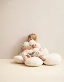kid-s-concept-poduszka-kwiatek-szerokosc-poduszki-55-cm