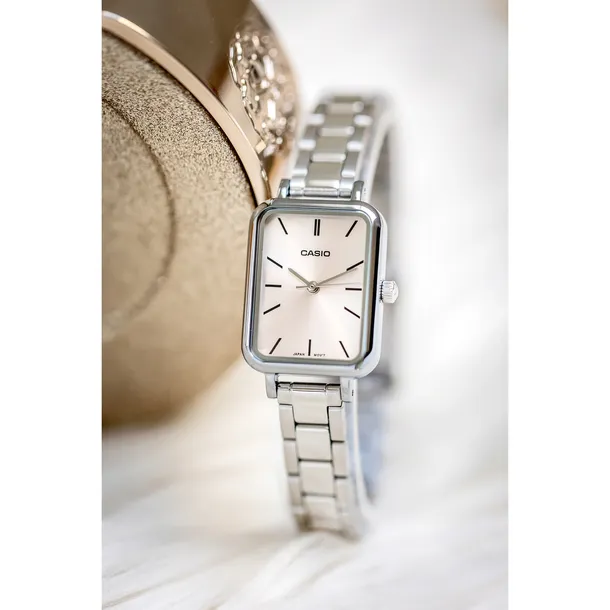 zegarek-damski-casio-ltp-v009d-4e-box-marka-casio