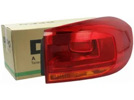 lampa-tyl-prawa-depo-441-19d2r-ue