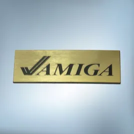 emblemat-amiga-30x10mm-zlota-naklejka-logo-znaczek-symbol-nalepka-jbl