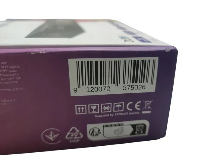 dekoder-kablowy-strong-srt-3032-tuner-dvb-c-hd-pilot-rodzaj-tunera-dvb-c