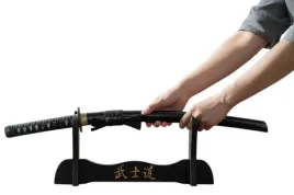 stojak-pojedynczy-do-mieczy-japonskich-katana-wakizashi-tanto-gxwood-01