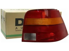lampa-tyl-prawa-vw-golf-iv-mk4-97-05-liftback