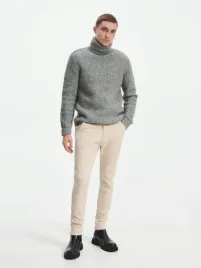 bezowe-spodnie-typu-chinos-reserved-xxl