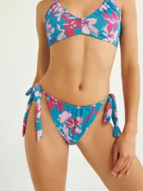 niebieski-dol-od-bikini-wiazany-po-bokach-reserved-m