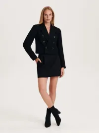 czarna-krotka-marynarka-z-guzikami-reserved-xs