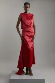 elegancka-czerwona-satynowa-suknia-karen-millen-m