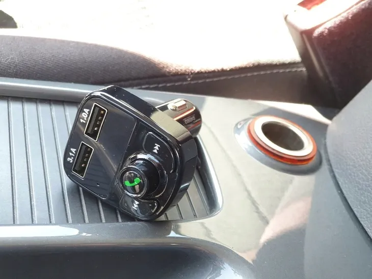 transmiter-samochodowy-bluetooth-fm-forever-tr-330-stan-nowy-marka-forever