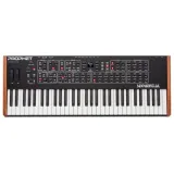 sequential-prophet-rev2-8-voice-syntezator