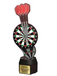 wysoka-statuetka-drewniana-z-nadrukiem-kolorowym-29-cm-dart-rzutki-grawer