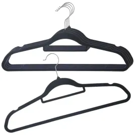 wieszaki-na-ubrania-welurowe-czarne-obrotowe-45x235-cm-5-szt