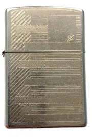 stara-zapalniczka-kolekcjonerska-benzynowa-zippo-2016