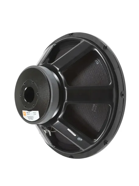jbl-eon718s-aktywna-kolumna-subbasowa