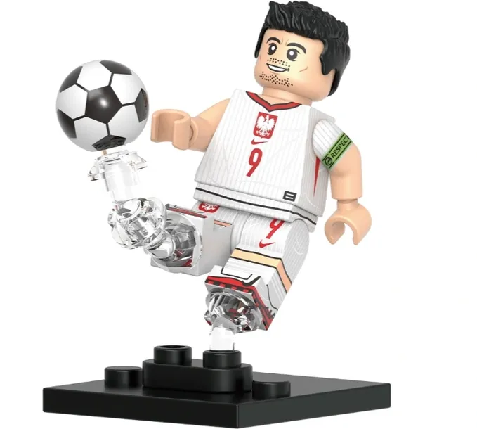 KLOCKI FIGURKA ROBERT LEWANDOWSKI FOOTBALL