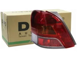 lampa-tyl-lewa-toyota-yaris-05-12-liftback