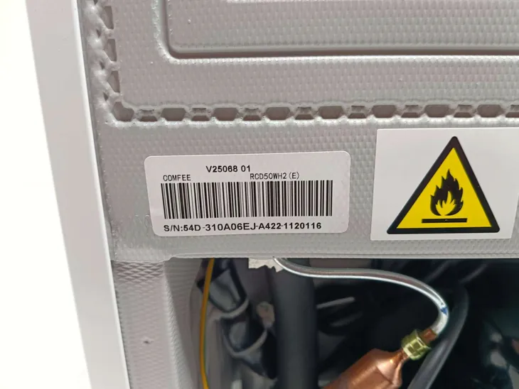 lodowka-jednodrzwiowa-comfee-rcd50wh2eurt-e-stan-powystawowy