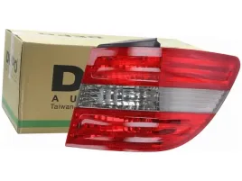 lampa-tyl-prawa-mercedes-klasa-b-w245-05-11-liftback