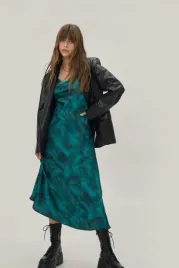 ic76315-nasty-gal-wzorzysta-sukienka-midi-na-ramiaczkach-21-l