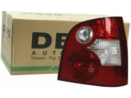 lampa-tyl-prawa-depo-441-1937r-ue-cr