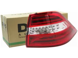 lampa-tyl-prawa-mercedes-klasa-m-w166-11-15