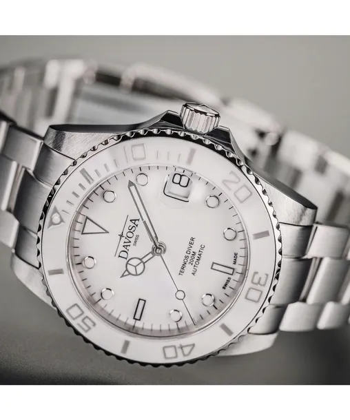 zegarek-davosa-ternos-medium-diver-automatic-material-koperty-stal