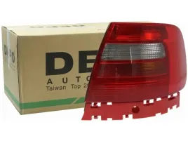 lampa-tyl-prawa-depo-441-1927r-ue