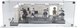 gablota-z-podstawa-drewlandia-do-zestawu-lego-75387-wejscie-na-tantive