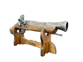 ozdobny-wloski-garlacz-z-xviiw-ag308-01