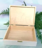 pudelko-wspomnien-biale-metryczka-p024-stan-opakowania-oryginalne