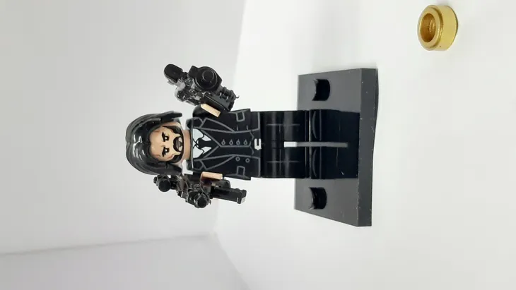 klocki-figurka-super-bohater-john-wick-wysokosc-produktu-5-cm