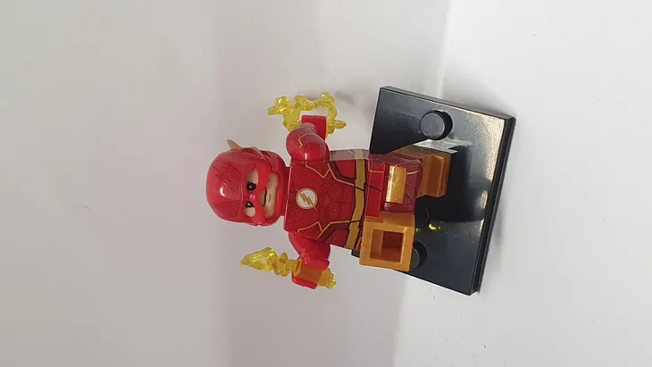 klocki-figurka-flash-avengers-marvel-flash-nr-2-wiek-dziecka-4-lata