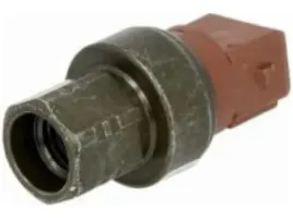 wlacznik-cisnieniowy-klimatyzacji-volvo-960-i-2-0-2-9-90-94-ii-2-9-94-96