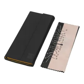 etui-piramidka-i-sciereczka-kodak-na-okulary-czarne-licencjonowane