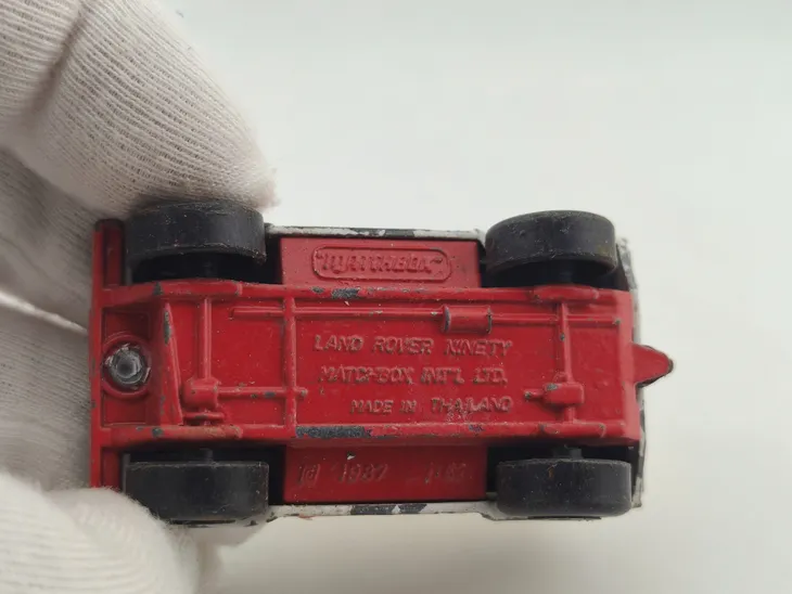 matchbox-land-rover-90-ninety-circus-marka-matchbox