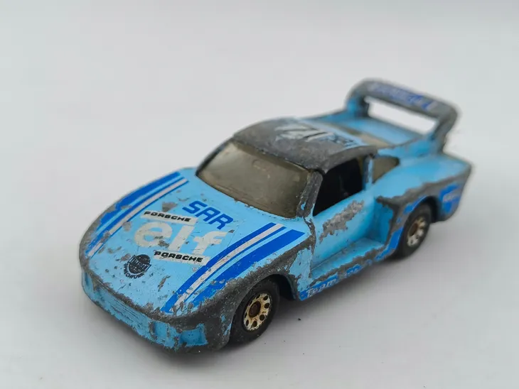 matchbox-racing-porsche-935