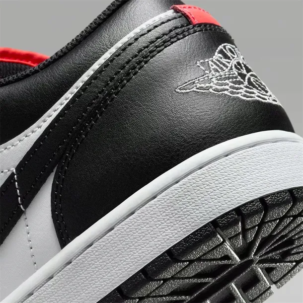 553558045-marka-nike-rozmiar-455