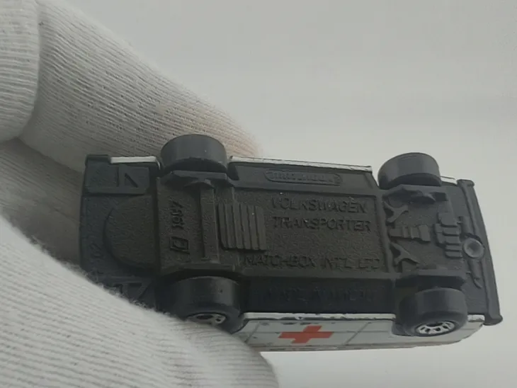 matchbox-volkswagen-transporter-t3-marka-matchbox