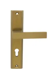 komplet-klamek-shark-k-k-f4-pz-z-otworem-na-wkladke-rozstaw-72