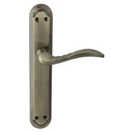 klamka-petra-braz-grafiatto-bez-otworu-eleganckie-uchwyty