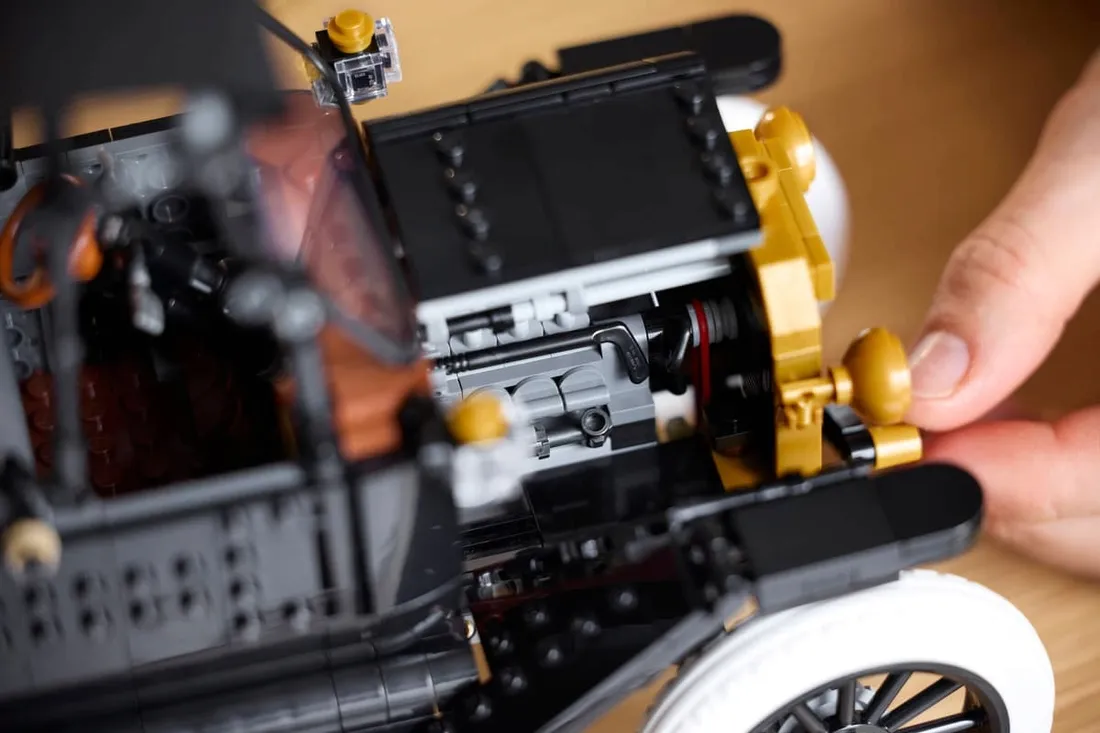 11376-lego-icons-ford-model-t