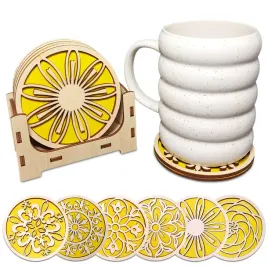 drewniana-podkladka-pod-kubek-3d-ze-stojakiem-prezent-zolte-6-szt