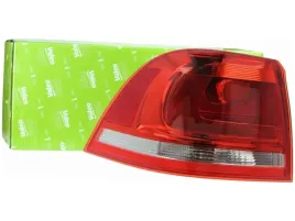 lampa-tyl-lewa-vw-touareg-10-18
