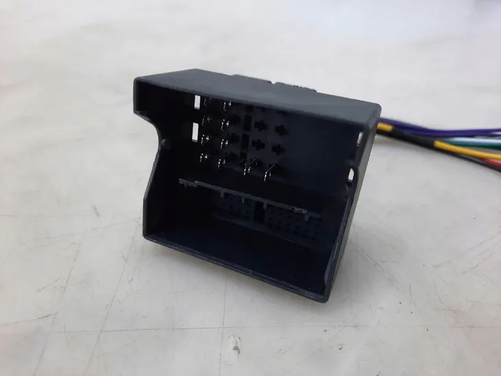 adapter-przejsciowka-radia-kod-producenta-b0bnxpsgy6
