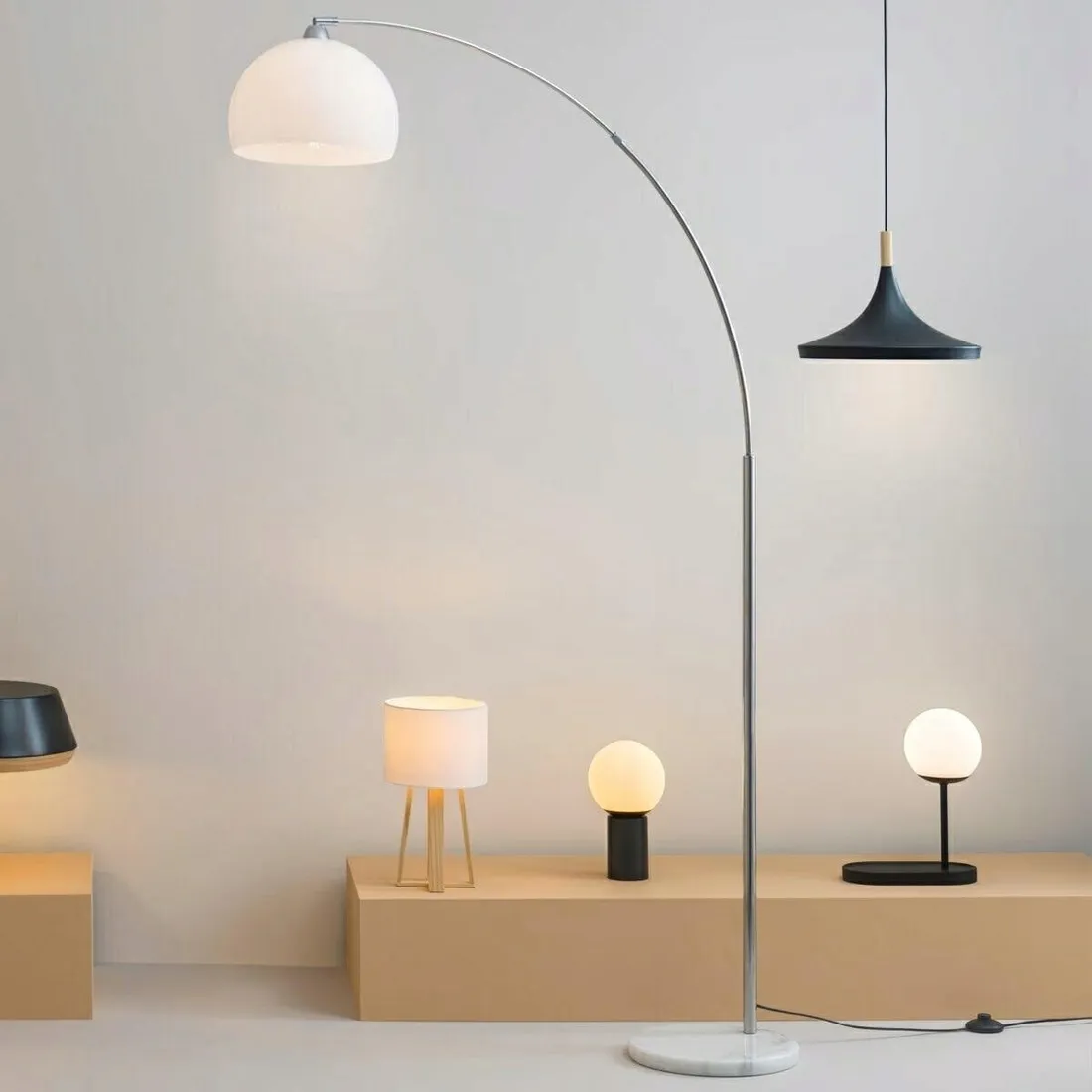 lampa-podlogowa-geda-biala-stan-nowy